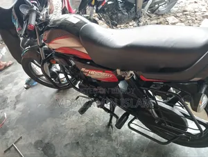 New Hero HF Deluxe 2023 Black