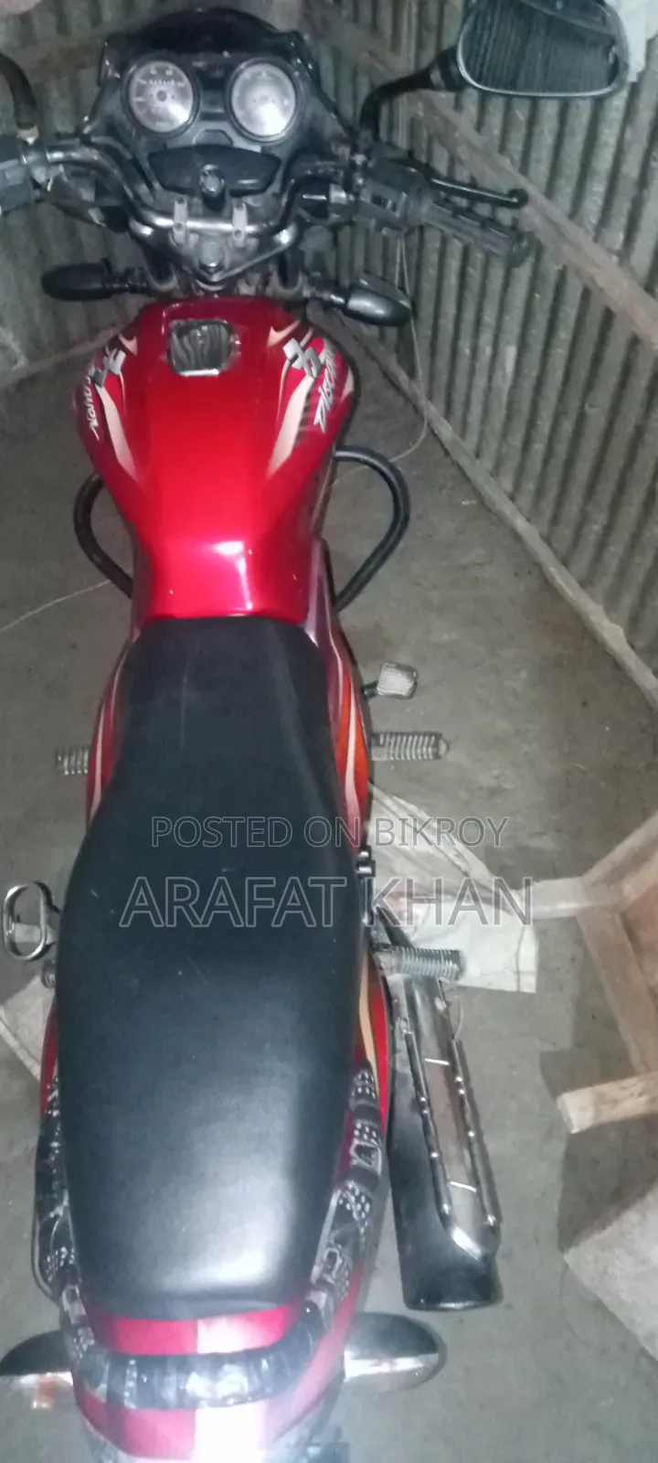 Bajaj Discover 100 2018 Red