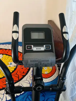 Life Fitness Magnetic Exercise Bike | Good Condition