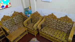 2/2/1 Shagun Wood Sofa Used for Sale