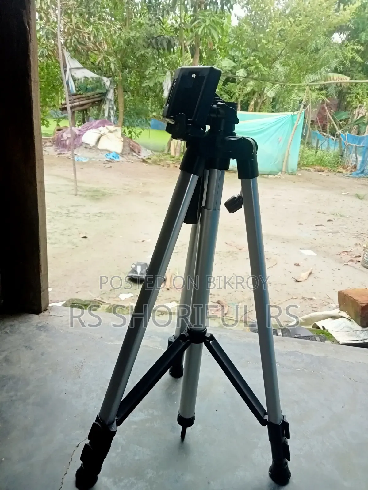 ভিডিও স্ট্যান্ড