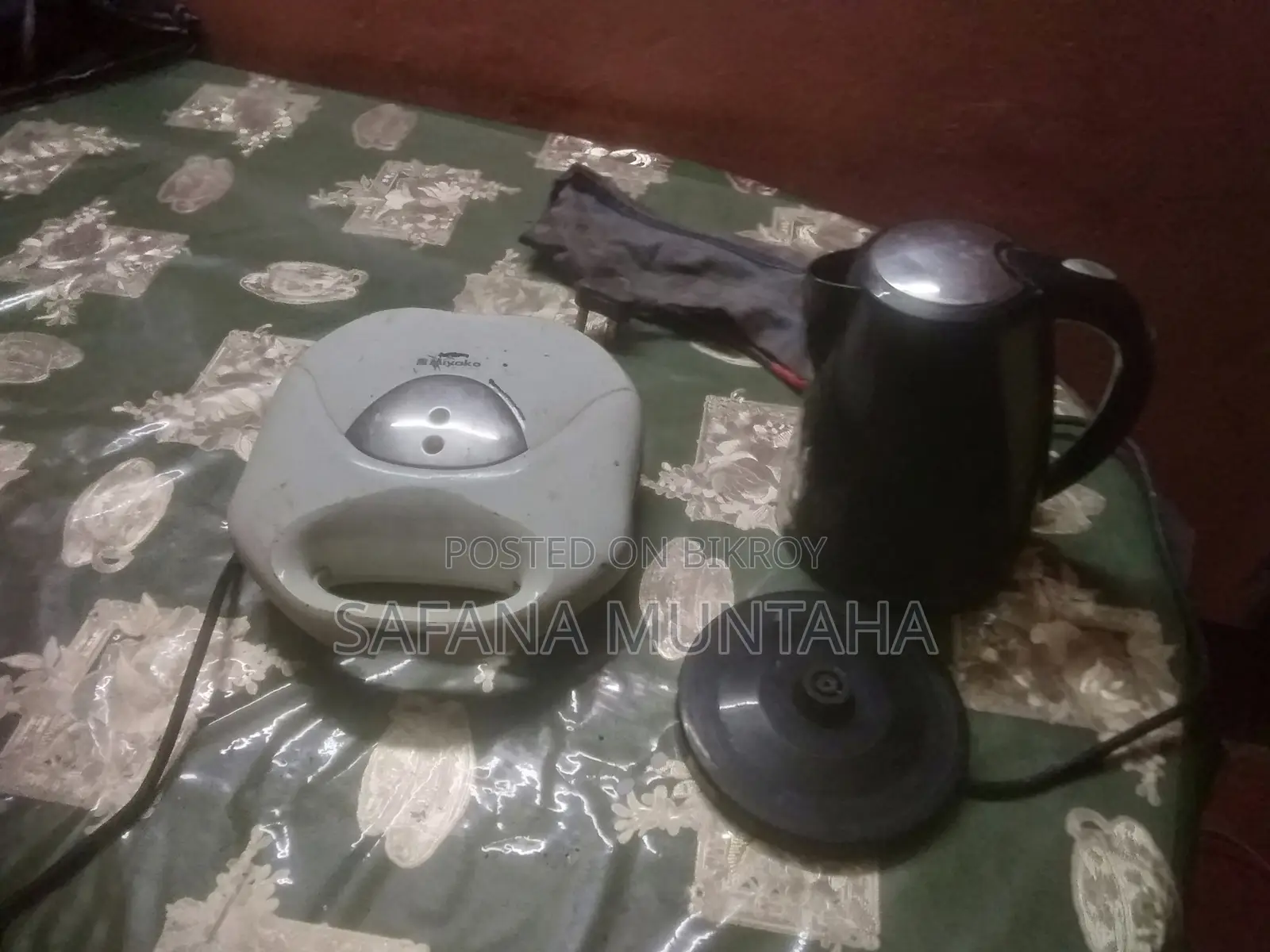 টি কুকার এবং স্যান্ডউইচ মেকার