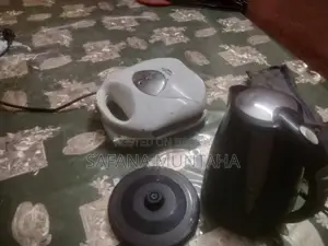টি কুকার এবং স্যান্ডউইচ মেকার