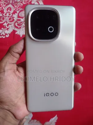 ভিভো আইকিউওও জেড১০ টার্বো ২৫৬ জিবি গোল্ড