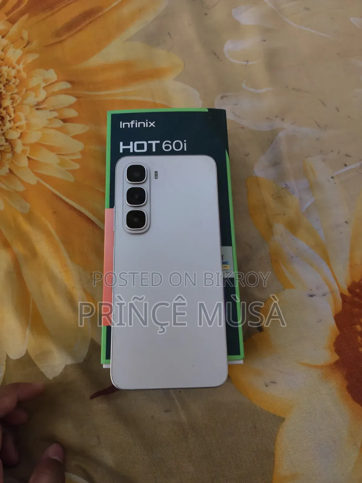 Infinix Hot 60i 128 GB Silver