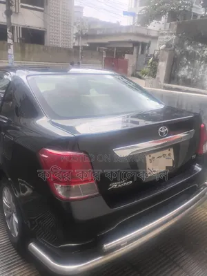 Toyota Axio 2013 Black