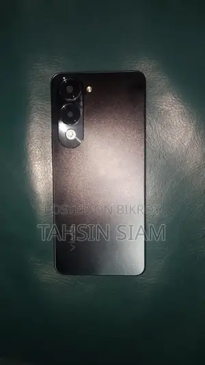Vivo Y04 128 GB