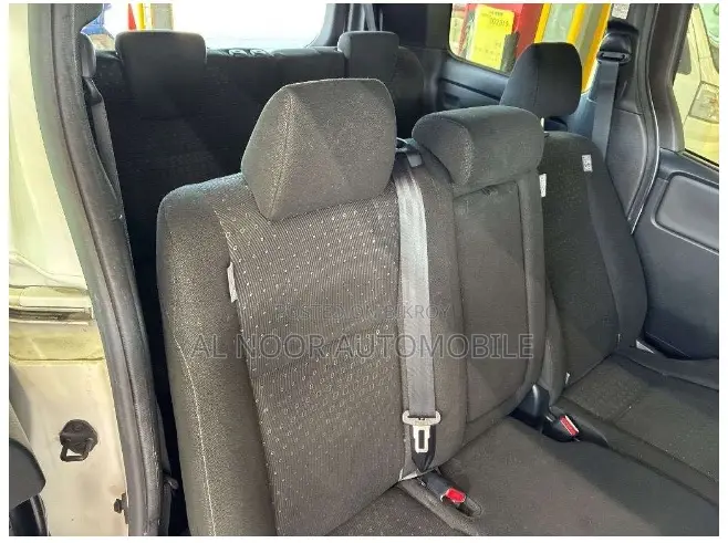 Toyota Noah 2021 Pearl
