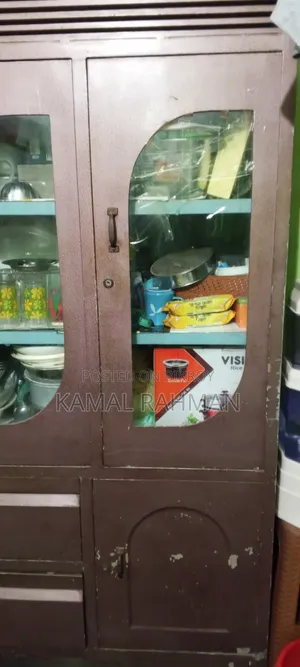 স্টিলের ছোকেস