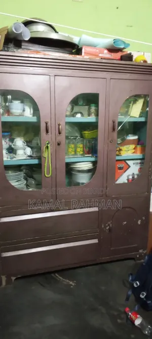 স্টিলের ছোকেস