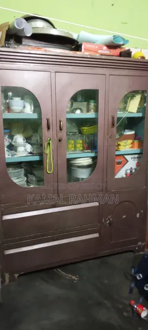 স্টিলের ছোকেস