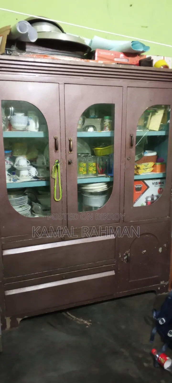 স্টিলের ছোকেস