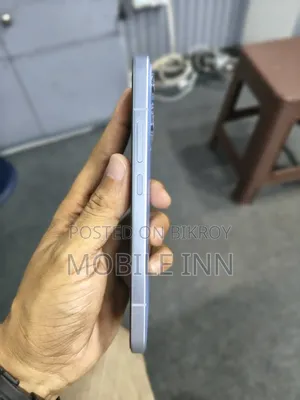 New Oppo Reno 256 GB Blue