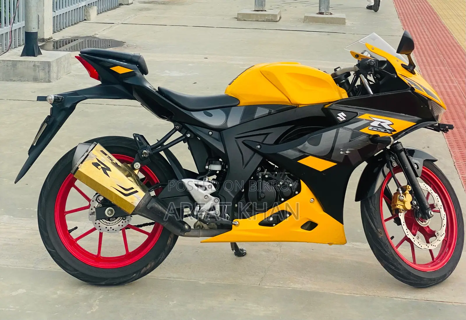 Suzuki GSR 2022 Yellow