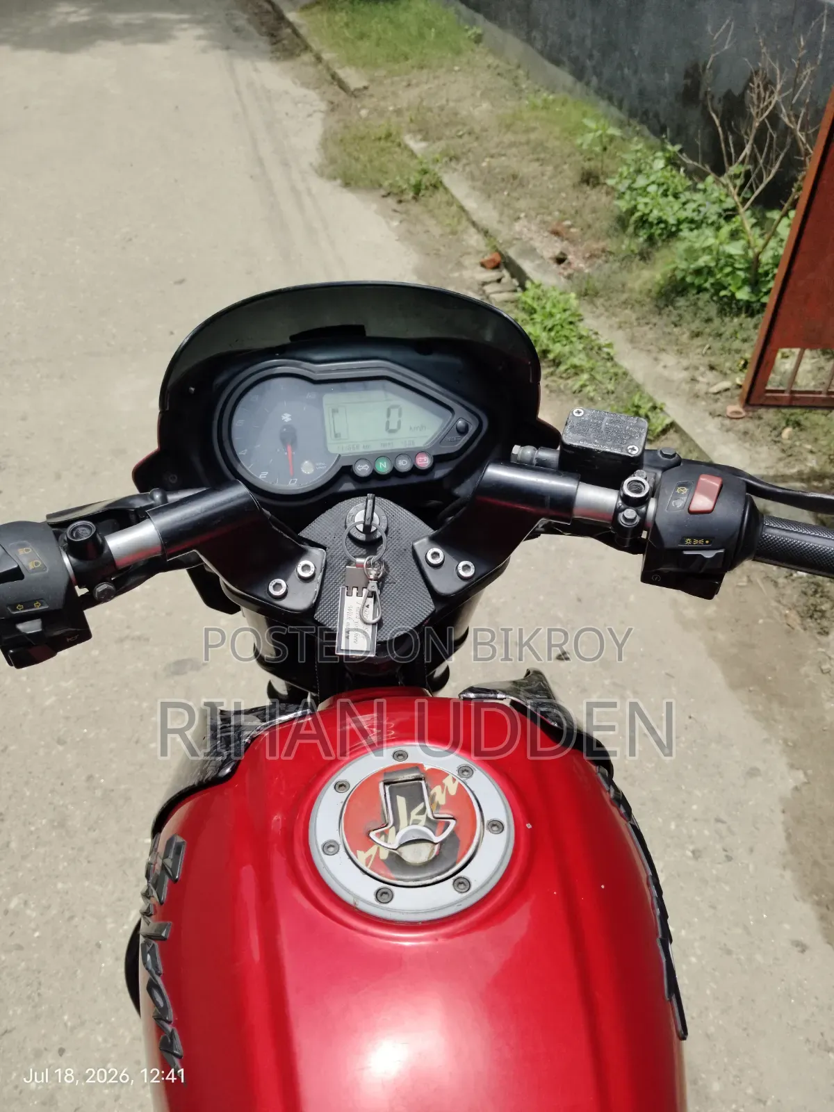 New Bajaj Pulsar 150 2015 Red