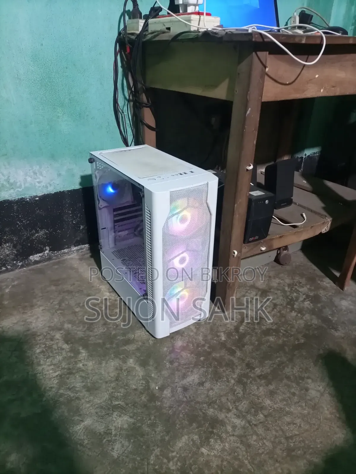 Desktop Computer 4GB Intel Core i3 SSD 128GB