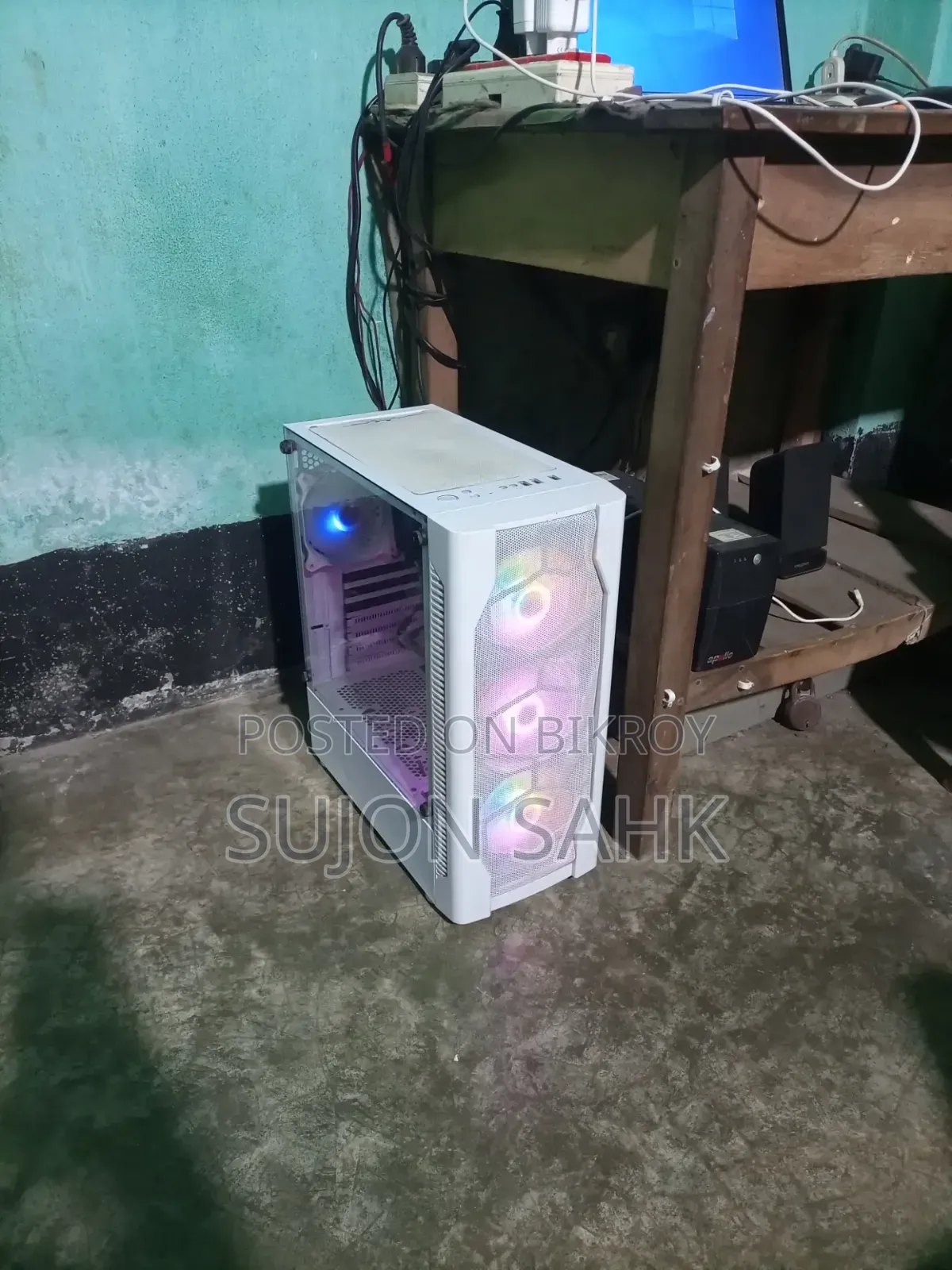 Desktop Computer 4GB Intel Core i3 SSD 128GB