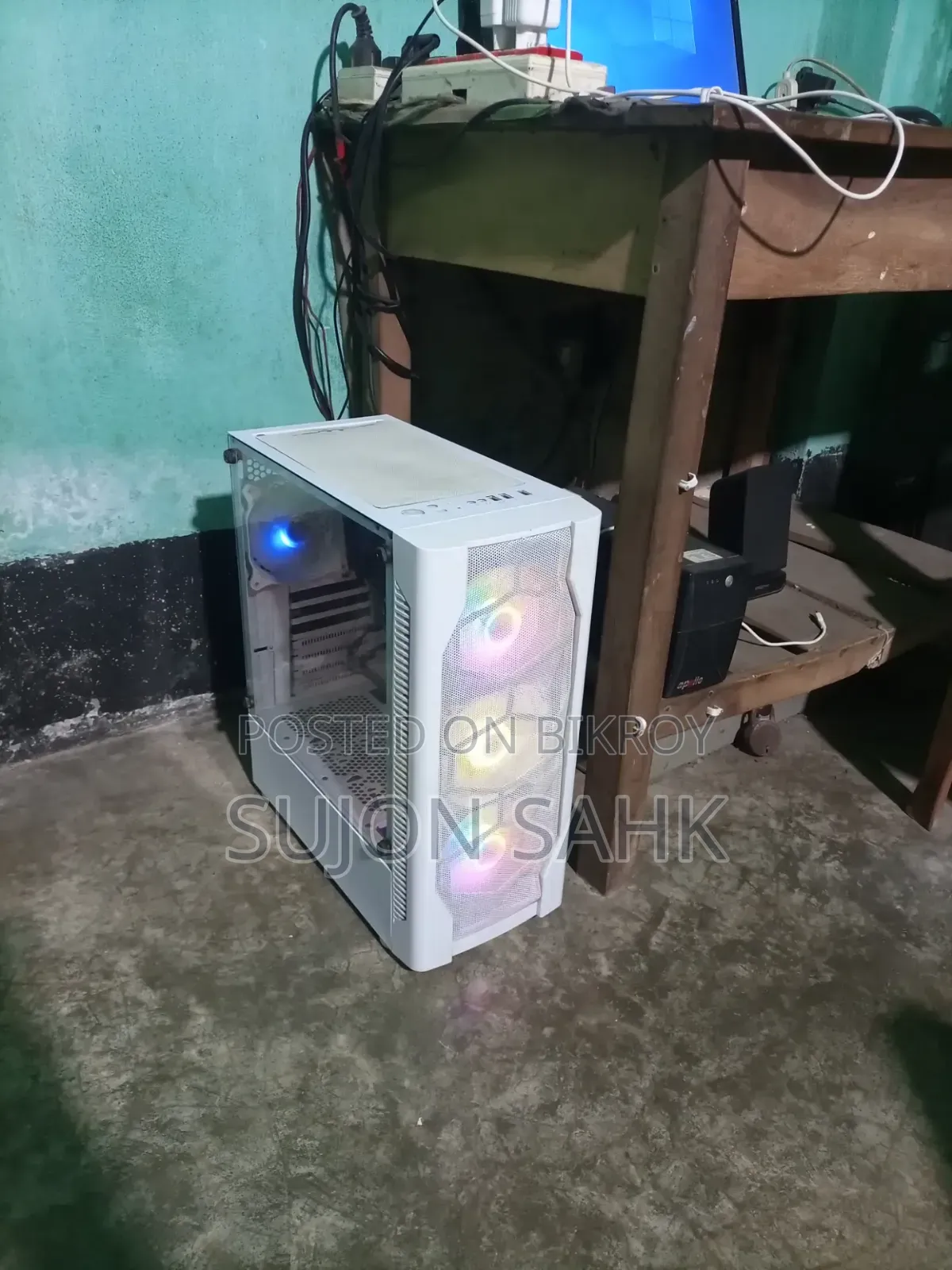 Desktop Computer 4GB Intel Core i3 SSD 128GB