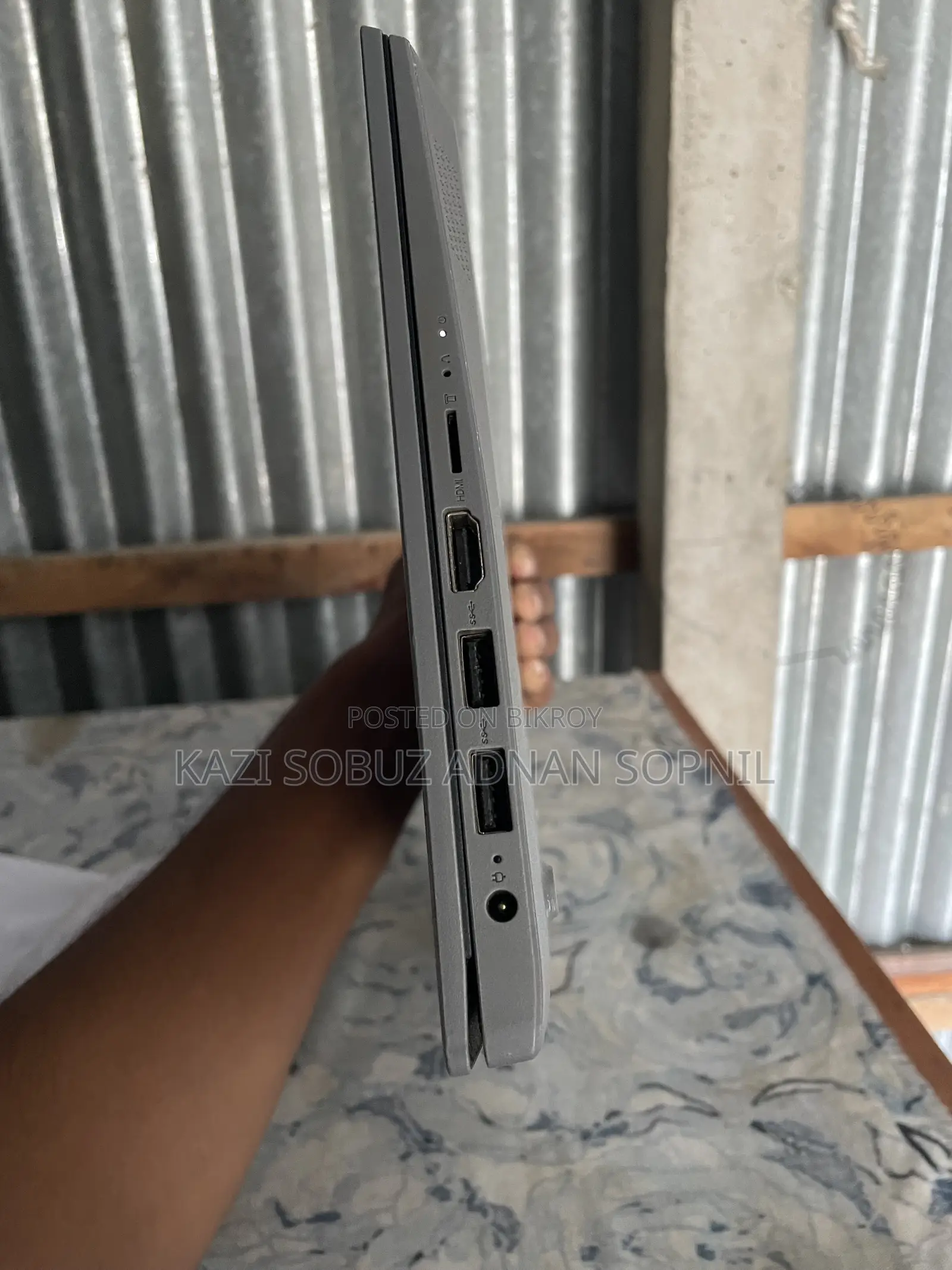 Laptop Lenovo 100e 4GB Intel Core i5 HDD 512GB