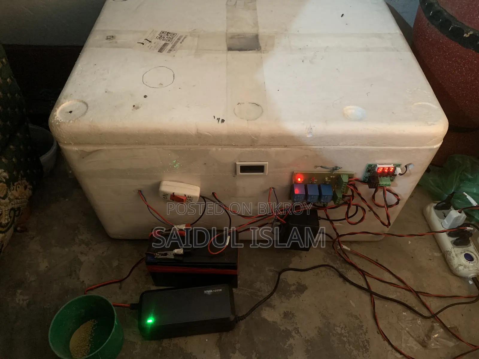 Incubator Machine