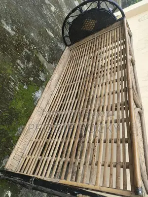 বেতের সিংগেল সোফা খাট