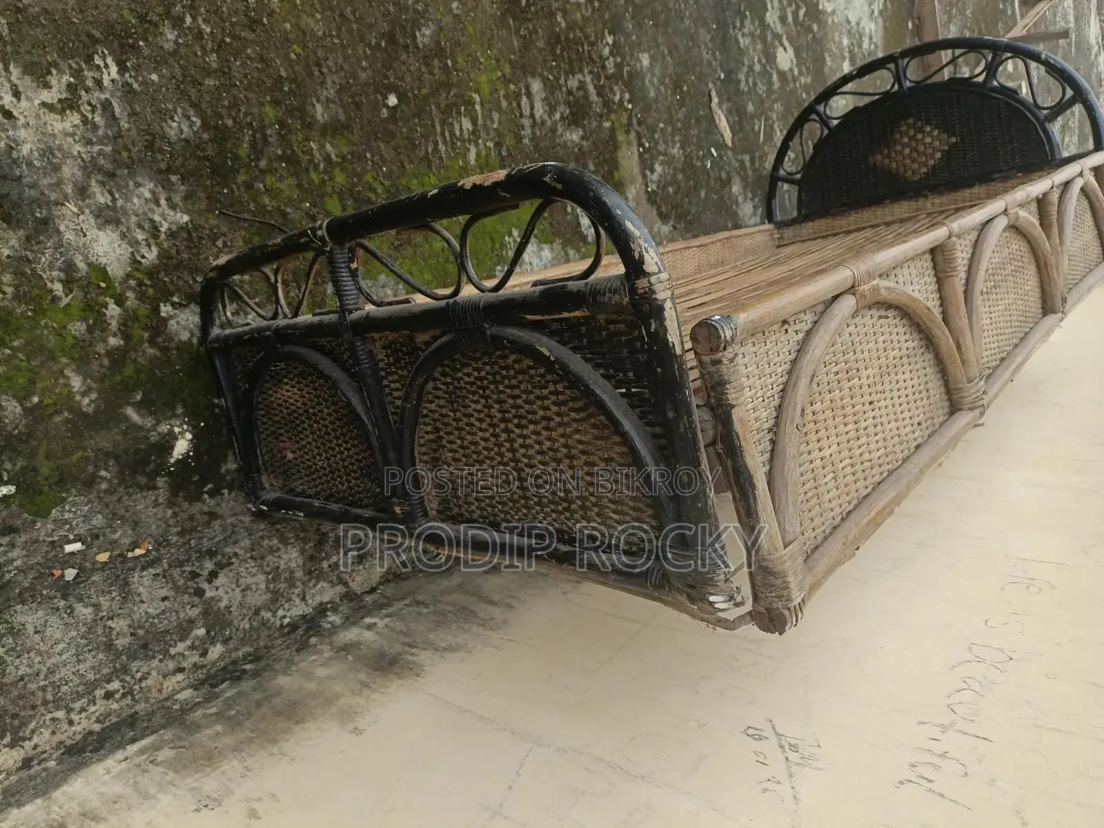 বেতের সিংগেল সোফা খাট