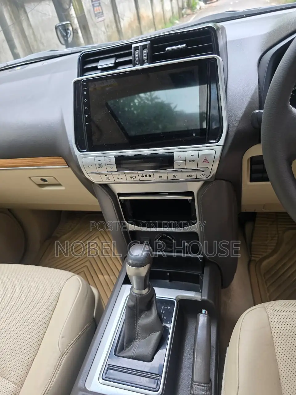 Toyota Land Cruiser Prado 2017 Black