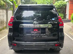 Toyota Land Cruiser Prado 2017 Black