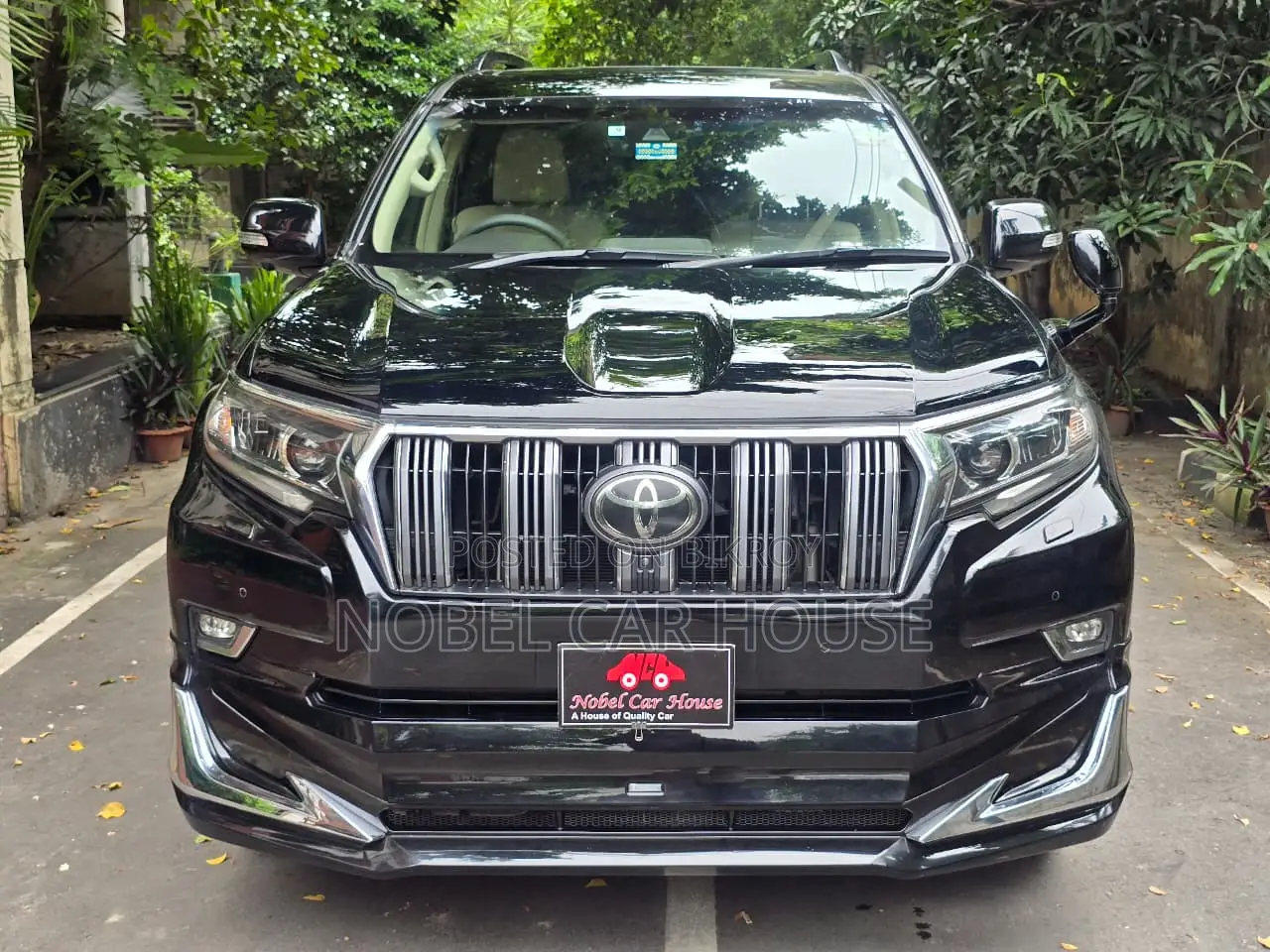 Toyota Land Cruiser Prado 2017 Black