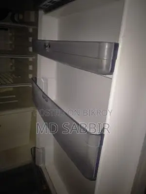 Walton 17.5 CFT 337 Litre Fridge