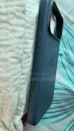 iPhone 17 Pro Max Silicone Case (Original)