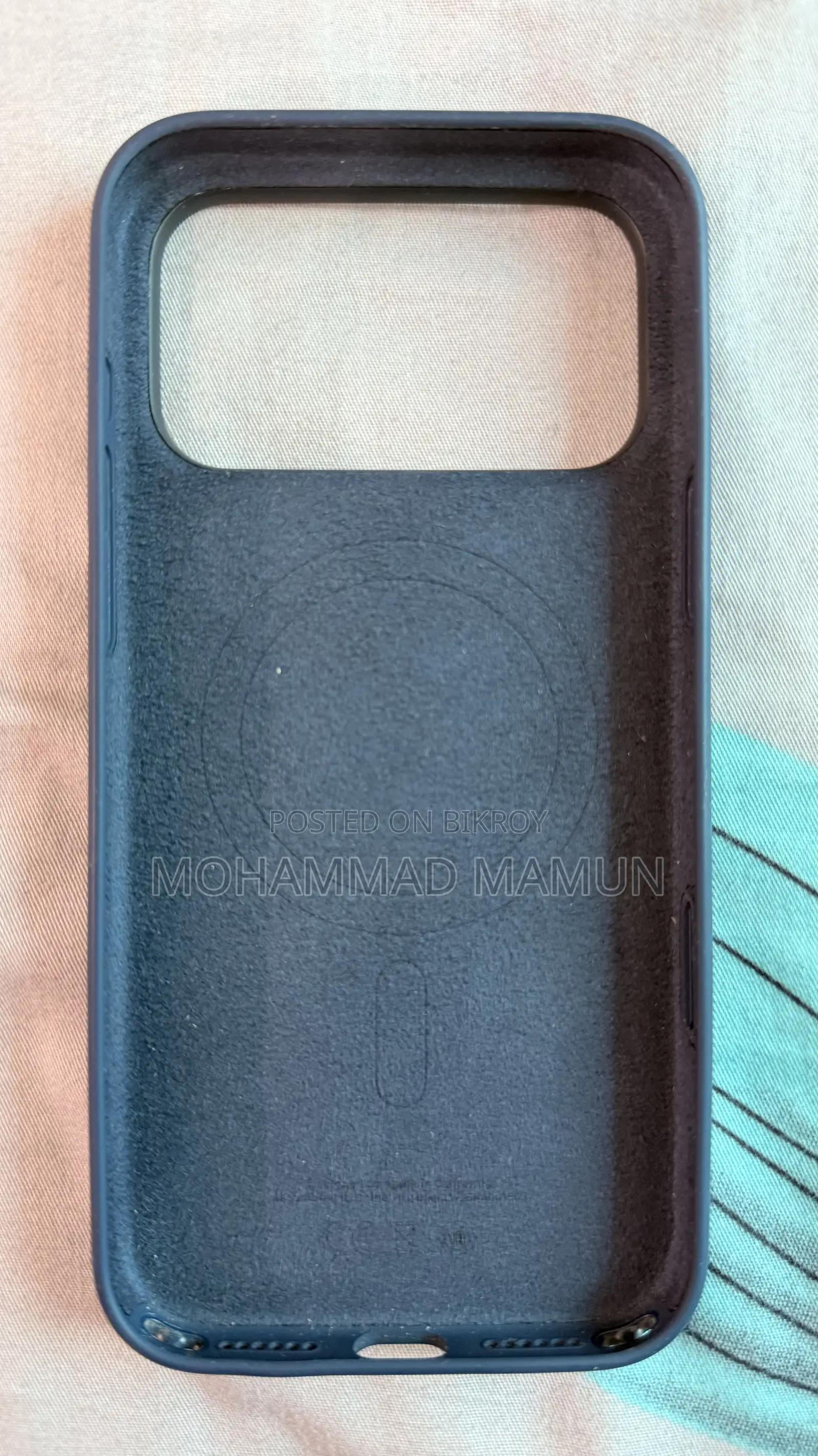 iPhone 17 Pro Max Silicone Case (Original)