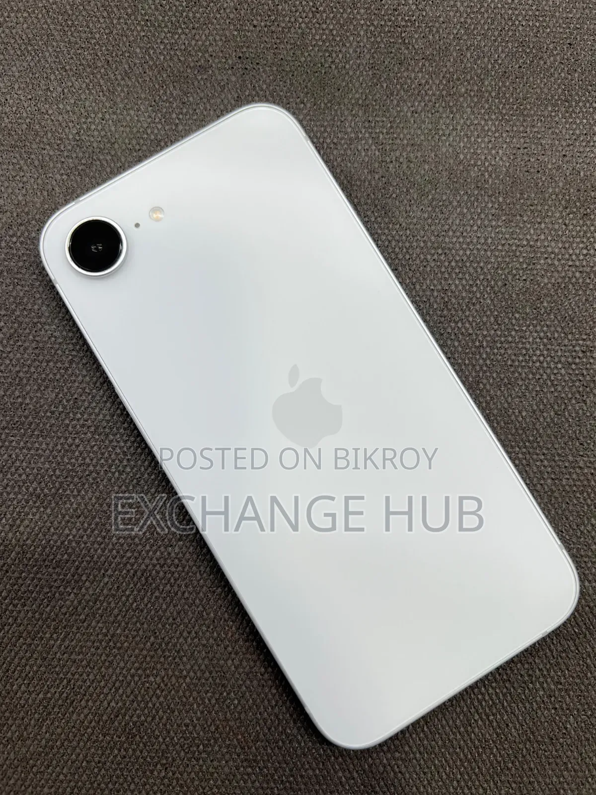 অ্যাপল আইফোন ১৬ই ১২৮ জিবি হোয়াইট