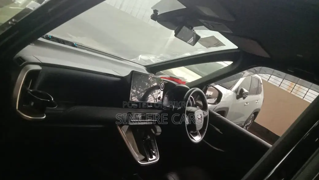 Toyota Noah 2023 Black