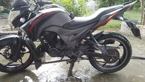 মোটরসাইকেল ২০১৮ ব্ল্যাক