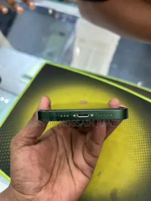 Apple iPhone 13 128 GB Green