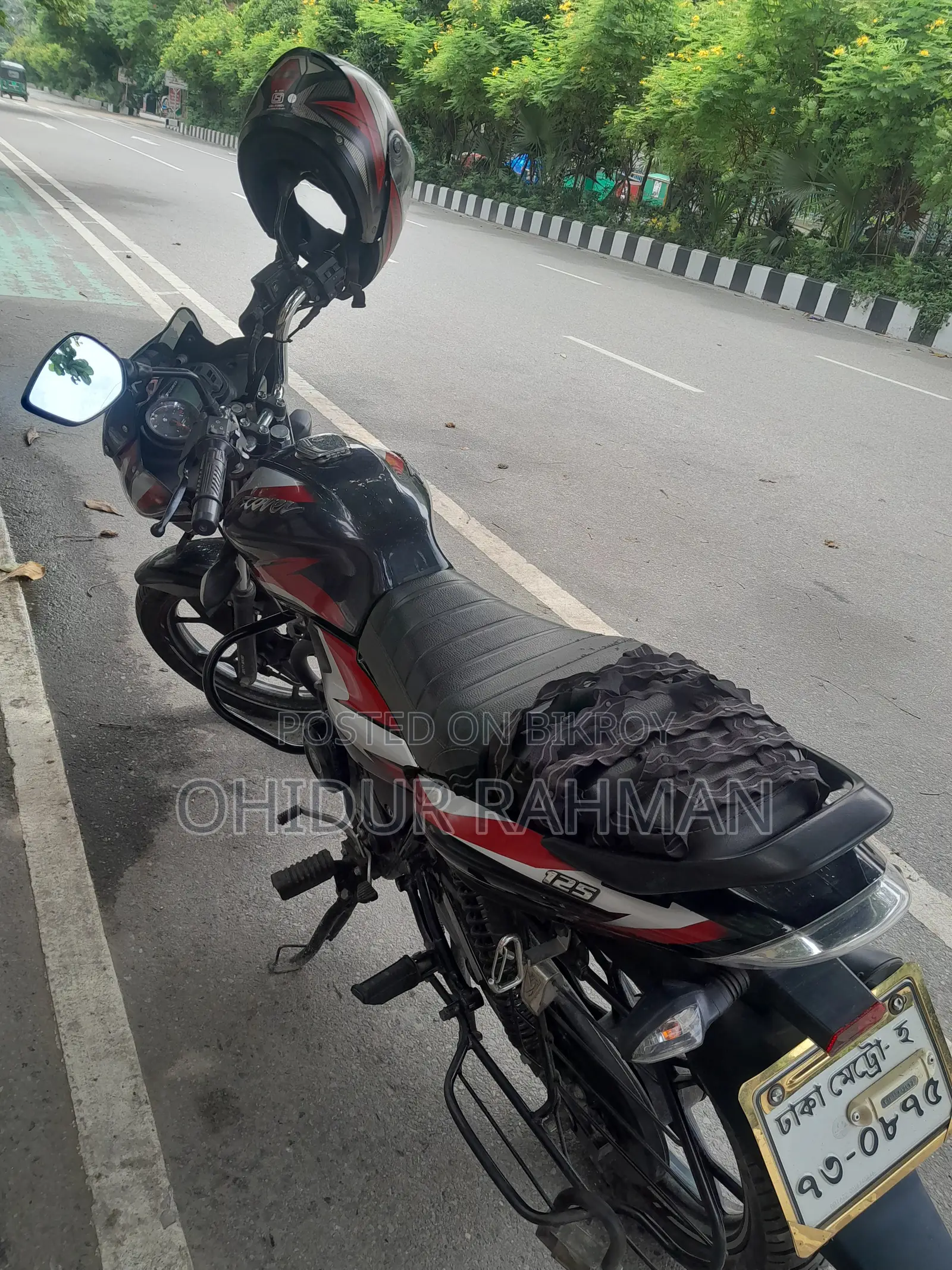Bajaj Discover 125 2024 Black
