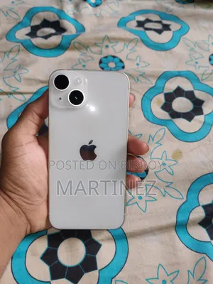 অ্যাপল আইফোন ১৪ ১২৮ জিবি হোয়াইট