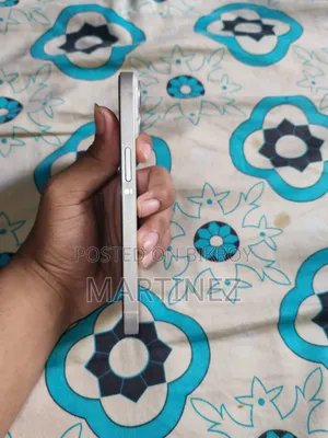 অ্যাপল আইফোন ১৪ ১২৮ জিবি হোয়াইট