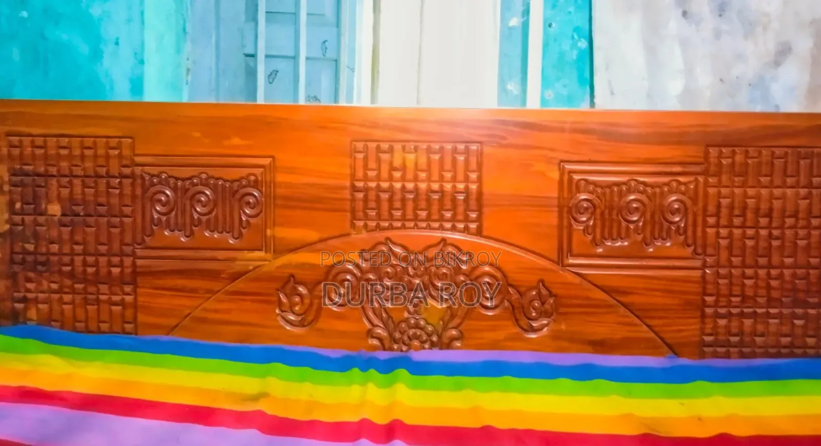 বিক্রির জন্য কাঠের বিছানা
