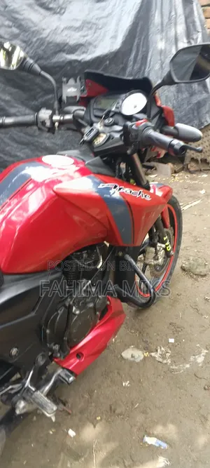 TVS Apache RTR 160 2V 2017 Red