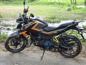 Honda Hornet 2019 Orange
