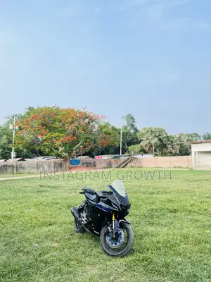 Yamaha R15 V3 2022 Black