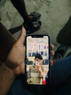 Apple iPhone 11 128 GB Purple