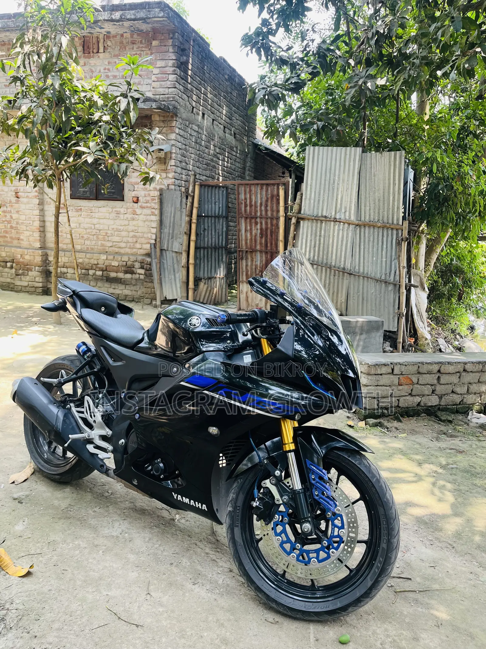 Yamaha R15 V3 2022 Black