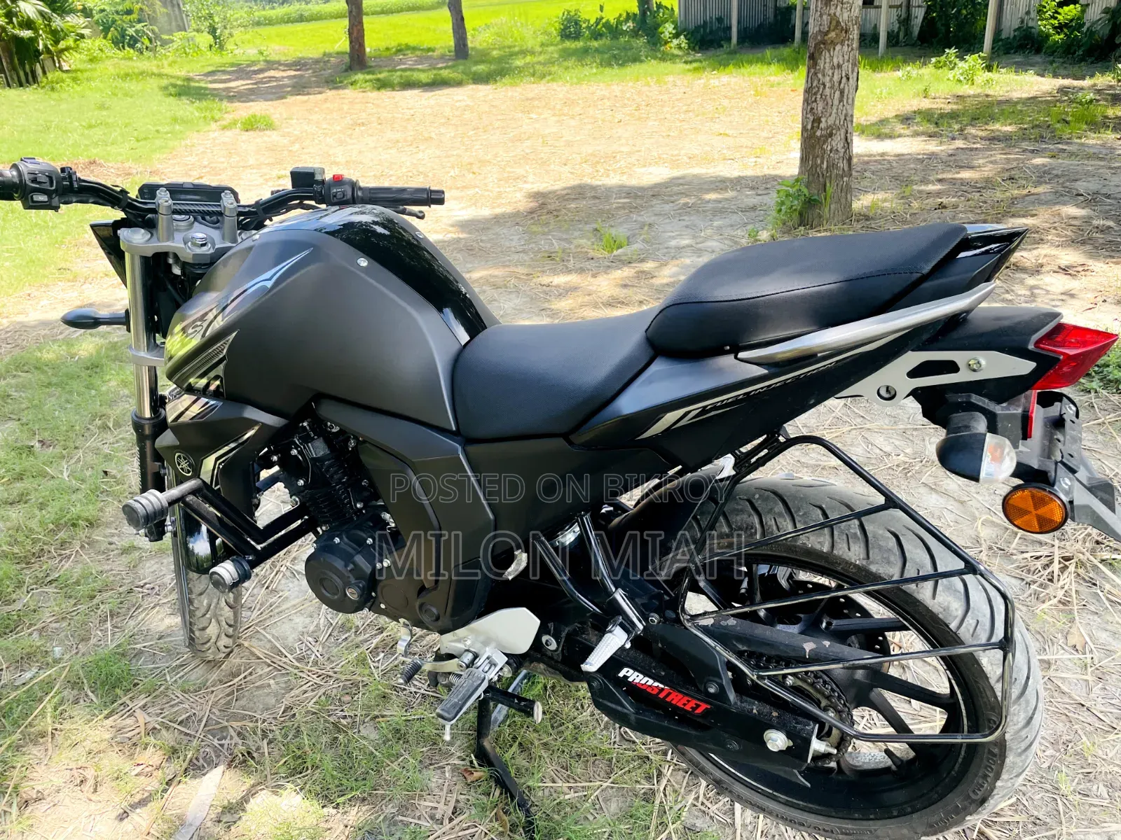 নতুন ইয়ামাহা ২০২৫ কালো
