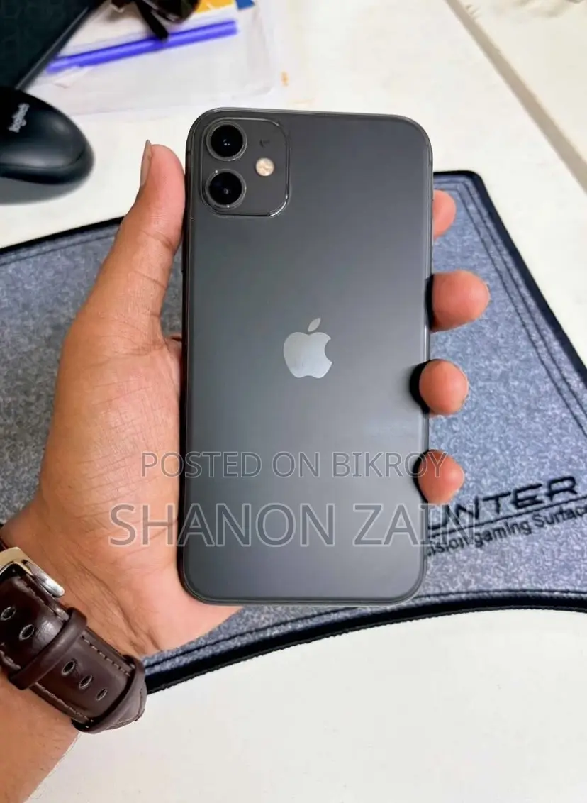 অ্যাপল আইফোন ১১ ৬৪ জিবি ব্ল্যাক