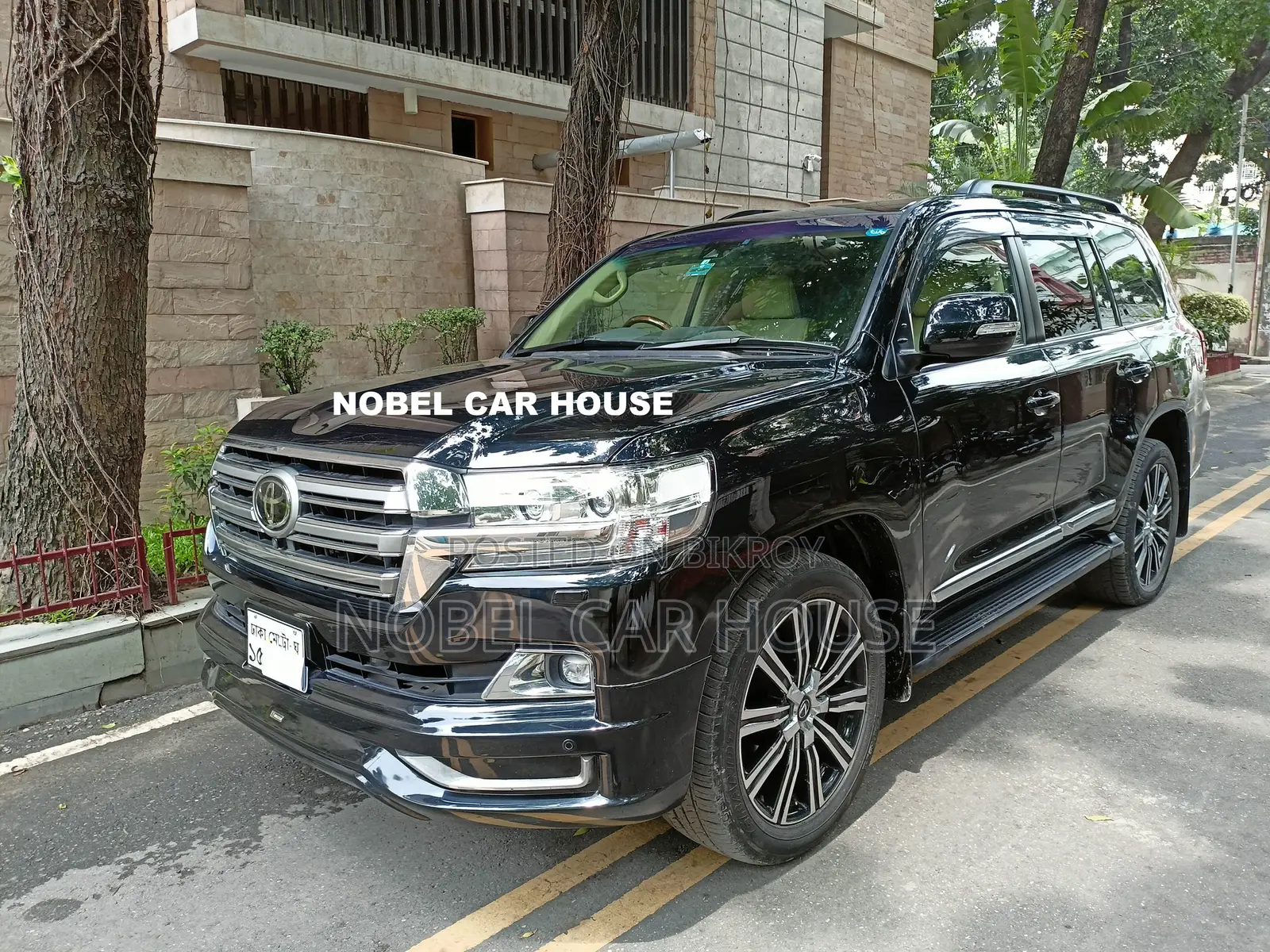 Toyota Land Cruiser 4.5 V8 VXR 2016 Black