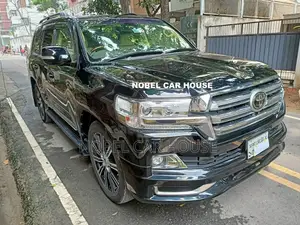 Toyota Land Cruiser 4.5 V8 VXR 2016 Black