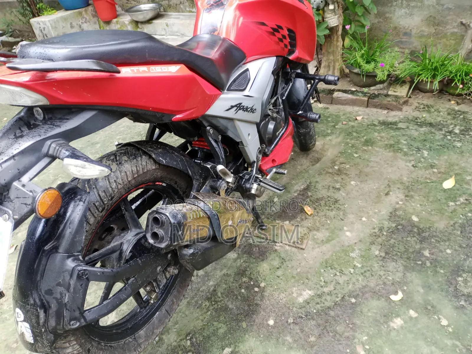 TVS Apache 160 4V 2020 Red